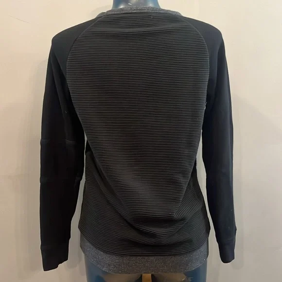 Sovereign Code sweater small - Picture 5 of 6